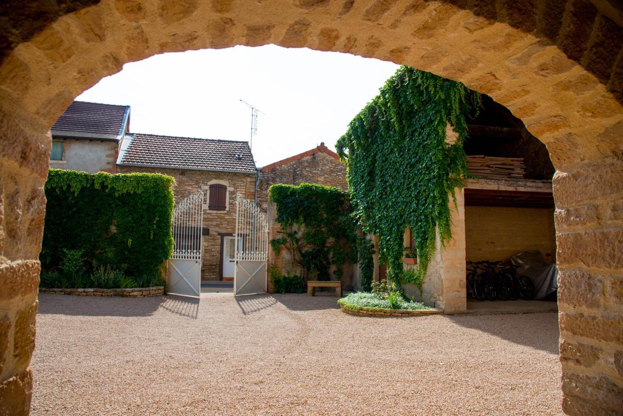 Bed and Breakfast Le Logis D'Aze Экстерьер фото