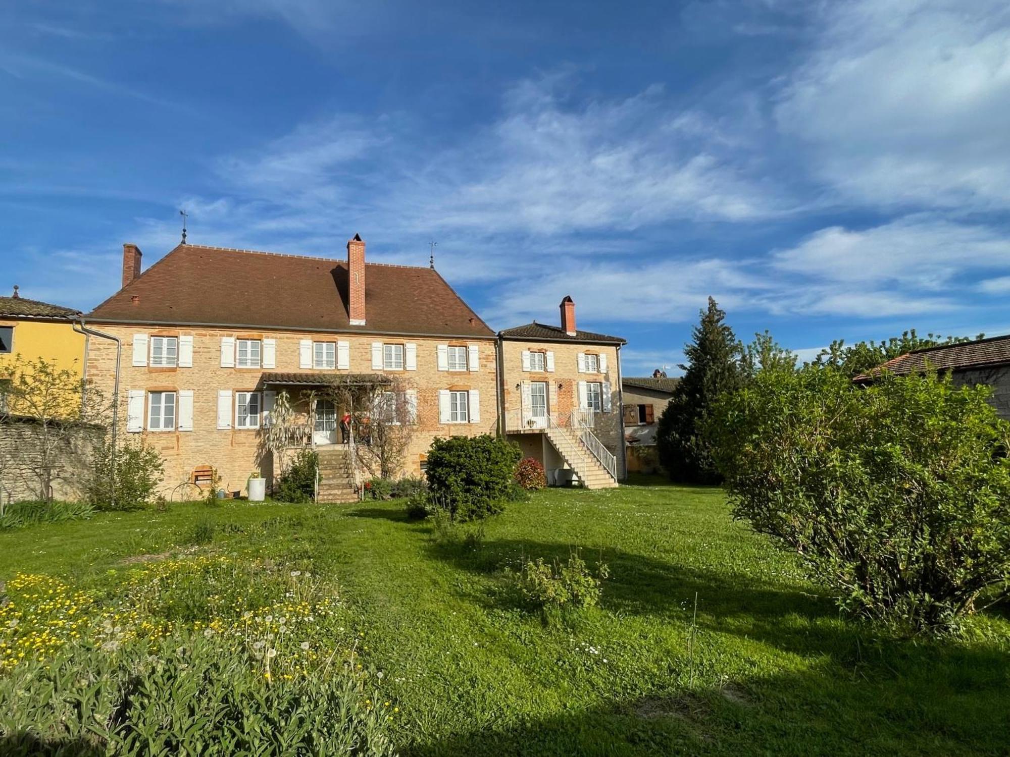 Bed and Breakfast Le Logis D'Aze Экстерьер фото